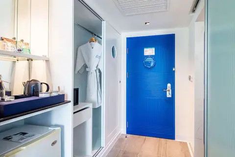 Blue Cabin Hotel in พัทยา — foto 5