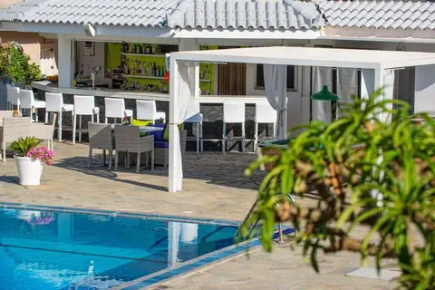 Kristalli Hotel & Appartementen in Δημοτική Ενότητα Μαλίων — foto 8