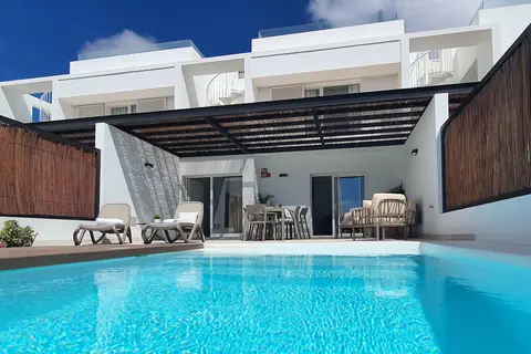 Serena Holiday Homes by LIVVO in Yaiza