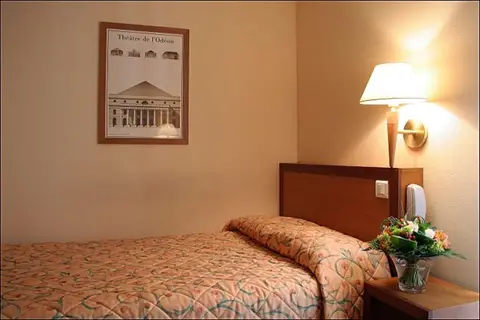 Hotel La Dependance in Parijs, foto 10