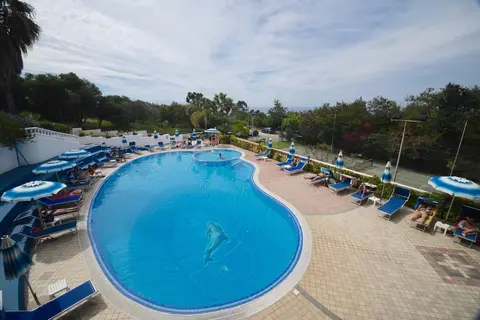 Hotel Villaggio Pineta Petto Bianco in Ricadi, foto 17