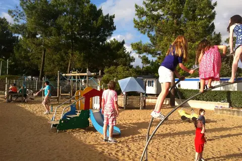 Camping Les Genêts in Saint-Jean-de-Monts — foto 11