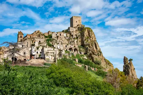 Het authentieke zuiden van Italië in Santu 'Èngiu/San Gavino Monreale — foto 2