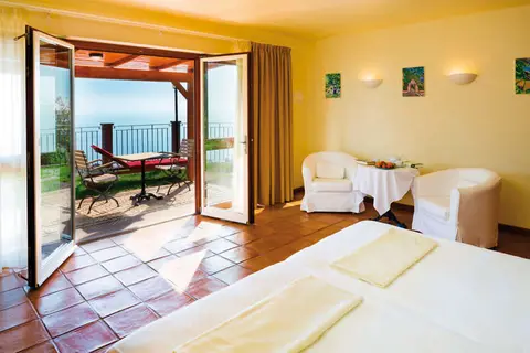 Hotel Atrio in Calheta — foto 19