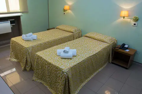 Hotel Plaza Taranto in Tarente — foto 16