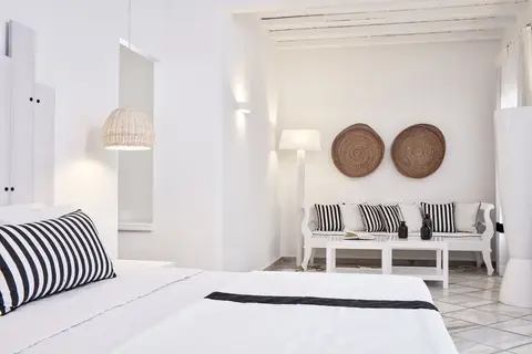 Mr & Mrs White Paros in Νάουσα — foto 22