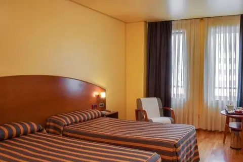 Exe Hotel El Magistral in Oviedo — foto 2