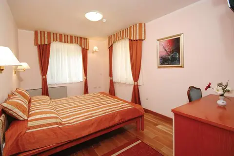 Palace Trogir in Rijeka — foto 20