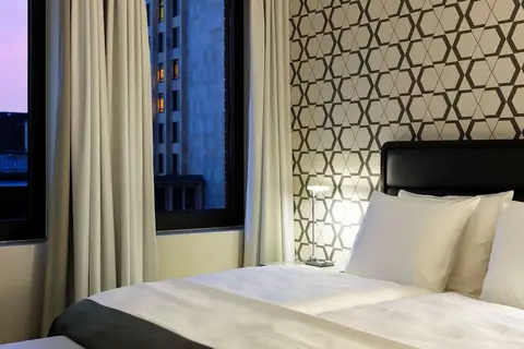 H10 Hotel Berlin Ku'damm in Berlijn — foto 28