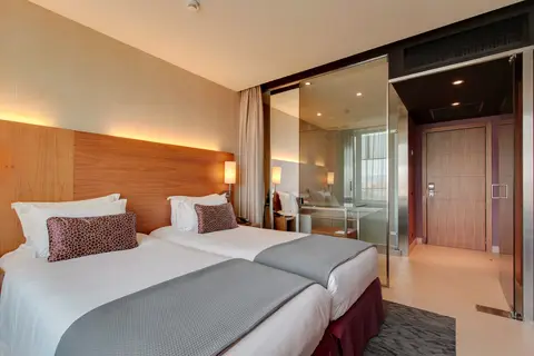 Hotel Badalona Tower in Badalona — foto 25