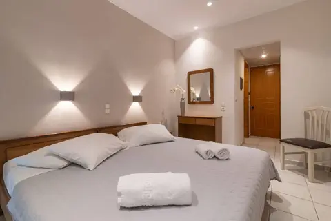 Tzante Hotel in Laganas Municipal Unit — foto 4