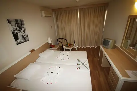 Tuntas Beach Hotel Altinkum in Didim — foto 26
