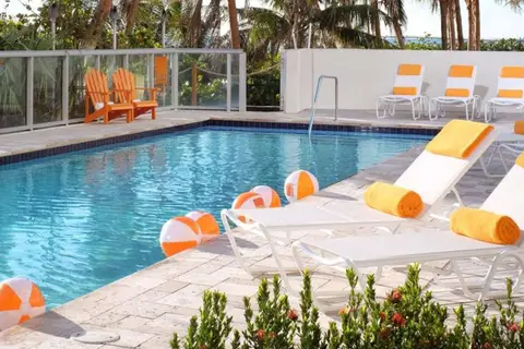 Sole Miami a Noble House Resort in Sunny Isles Beach — foto 2