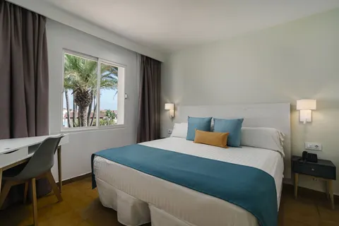 AluaSun Mediterraneo in Sant Lluís — foto 2