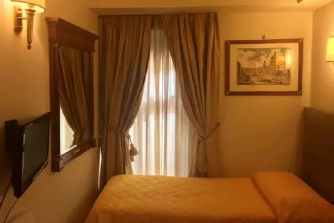 Luxury Rooms H 2000 Roma in Rome, foto 5