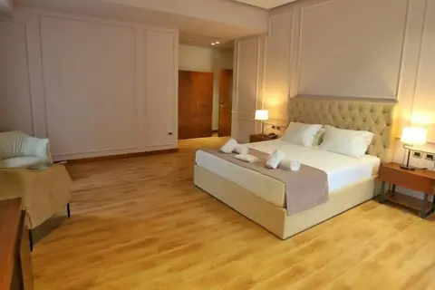Portik Hotel in Berat — foto 16