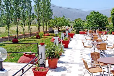Pela in Σκάλα Καλλονής — foto 21