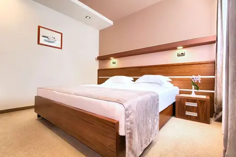 Hotel Plaza Omis in Omiš — foto 3