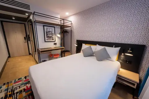 The Wesley Camden Town in Londen — foto 3