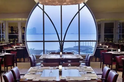 The St. Regis Doha in Doha — foto 18