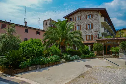 Hotel Antico Monastero in Toscolano Maderno — foto 25