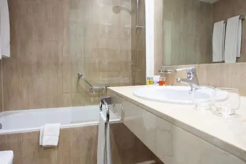 Espahotel Plaza Espana in Madrid — foto 18