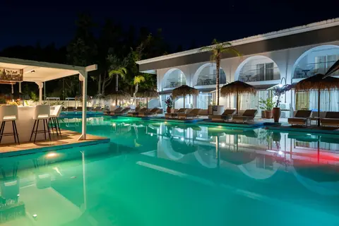 Bamboo Suites in Ιαλυσός — foto 7