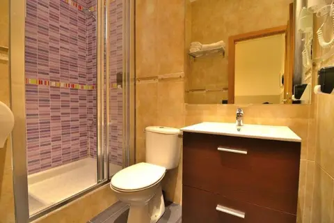 Far Home Atocha in Madrid — foto 10