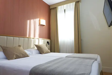Hotel Los Condes in Madrid — foto 16