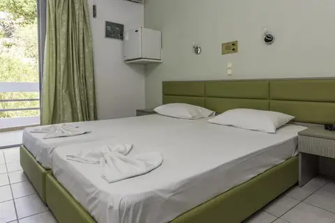 Megim Hotel in Παλαιόχωρα — foto 10