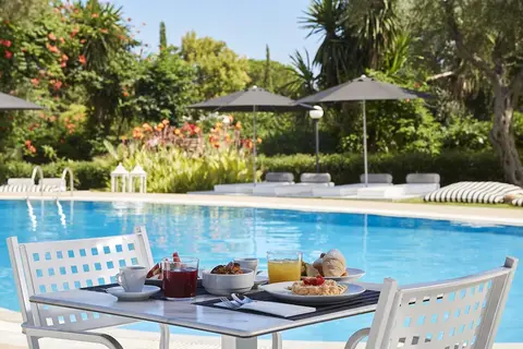 Mr & Mrs White Corfu in Αχαράβη — foto 14