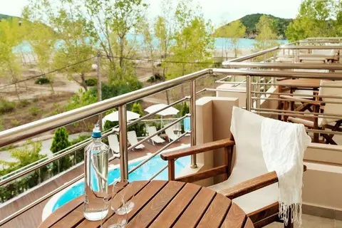 Ammos Bay Hotel in Αμμουδιά — foto 5
