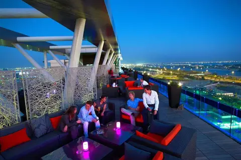 Aloft Abu Dhabi in الروضة — foto 8