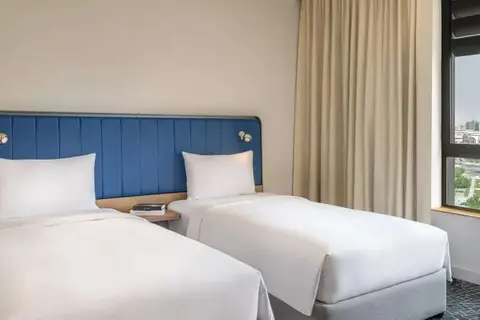 Yas Plaza Bay by IHG in Yas Island, Abu Dhabi — foto 4