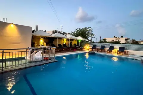 Blue Sky Hotel Apts in Δημοτική Ενότητα Γουβών — foto 3