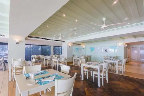 The Golden Bay Beach Hotel in Larnaca — foto 22
