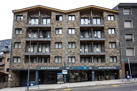 Aparthotel Shusski in Encamp — foto 15