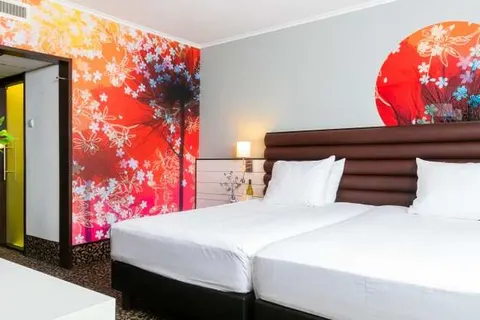 Golden Tulip Hotel Central foto 6