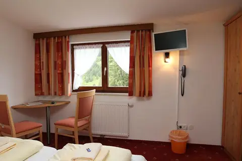 Hotel Garfrescha in St. Gallenkirch — foto 6