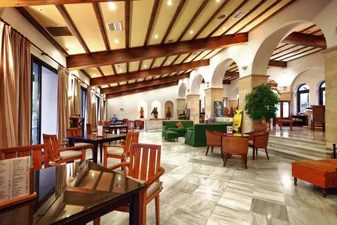 AZZ Guadacorte - Campo de Gibraltar Hotel in Málaga — foto 4