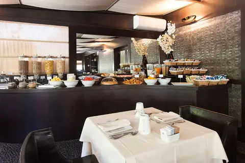 River Chateau in Rome, foto 5