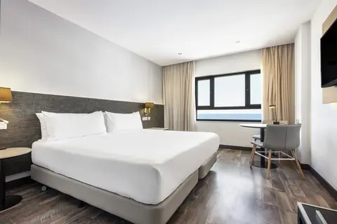 Hotel Cádiz Paseo del Mar Affiliated by Meliá in Málaga — foto 12
