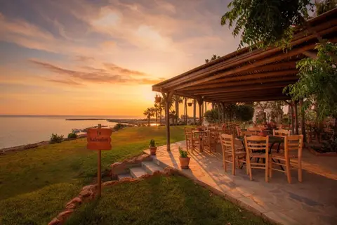 Cavo Maris Beach Hotel in Παραλίμνι — foto 8
