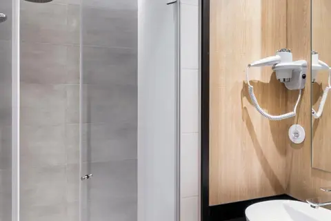 B&B HOTEL Guimarães in Guimarães, foto 15