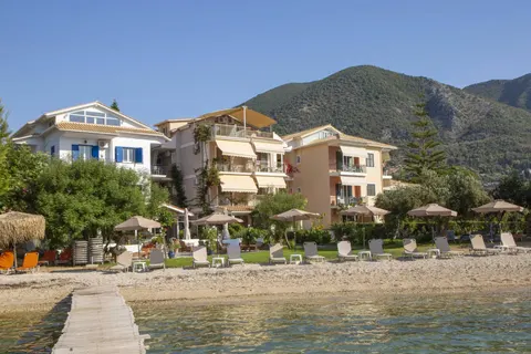 Aparthotel Christiana Beach in Municipal Unit of Ellomenos