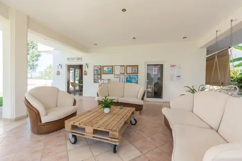 Cavos Beach House in Δημοτική Ενότητα Λευκιμμαίων — foto 3