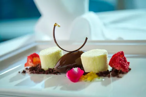 Rose Rayhaan by Rotana in Dubai — foto 11