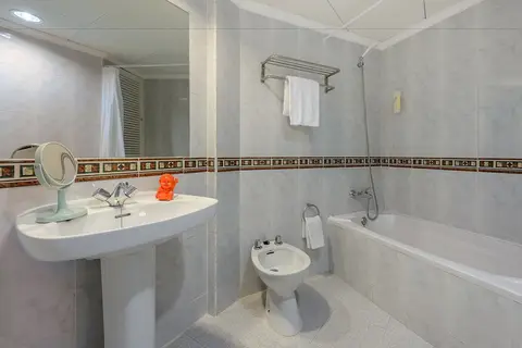 Hotel Vibra Riviera in Sant Josep de sa Talaia — foto 6