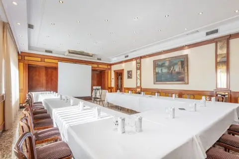 Hotel Crisol Regio in Santa Marta de Tormes — foto 24