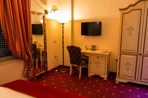 2 Kitarrat Boutique & Spa in Durrës — foto 7